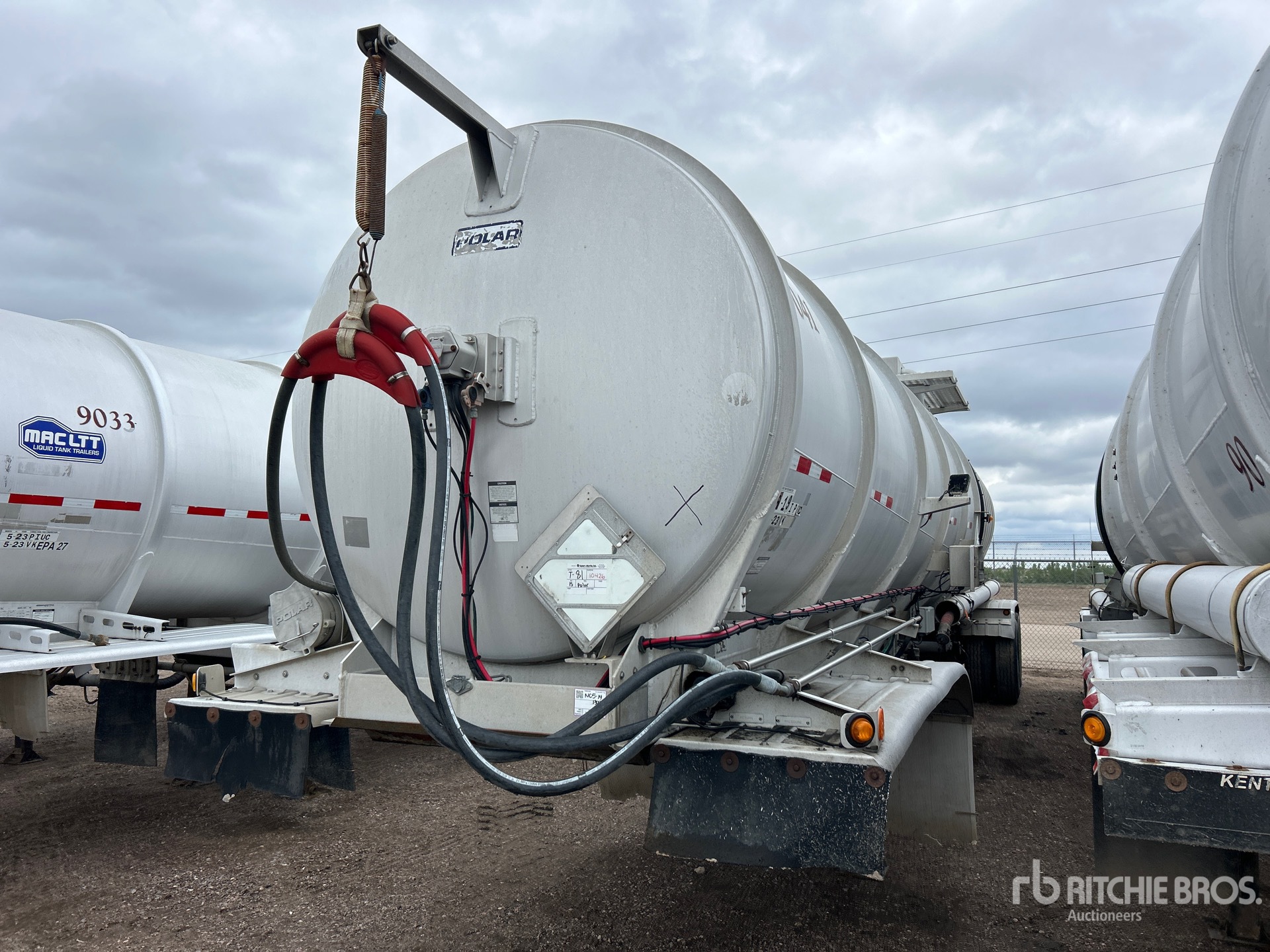 Photo of a 2015 Polar 9300 gal T/A
