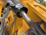 Hydraulics with Blade Tilt Cylinders