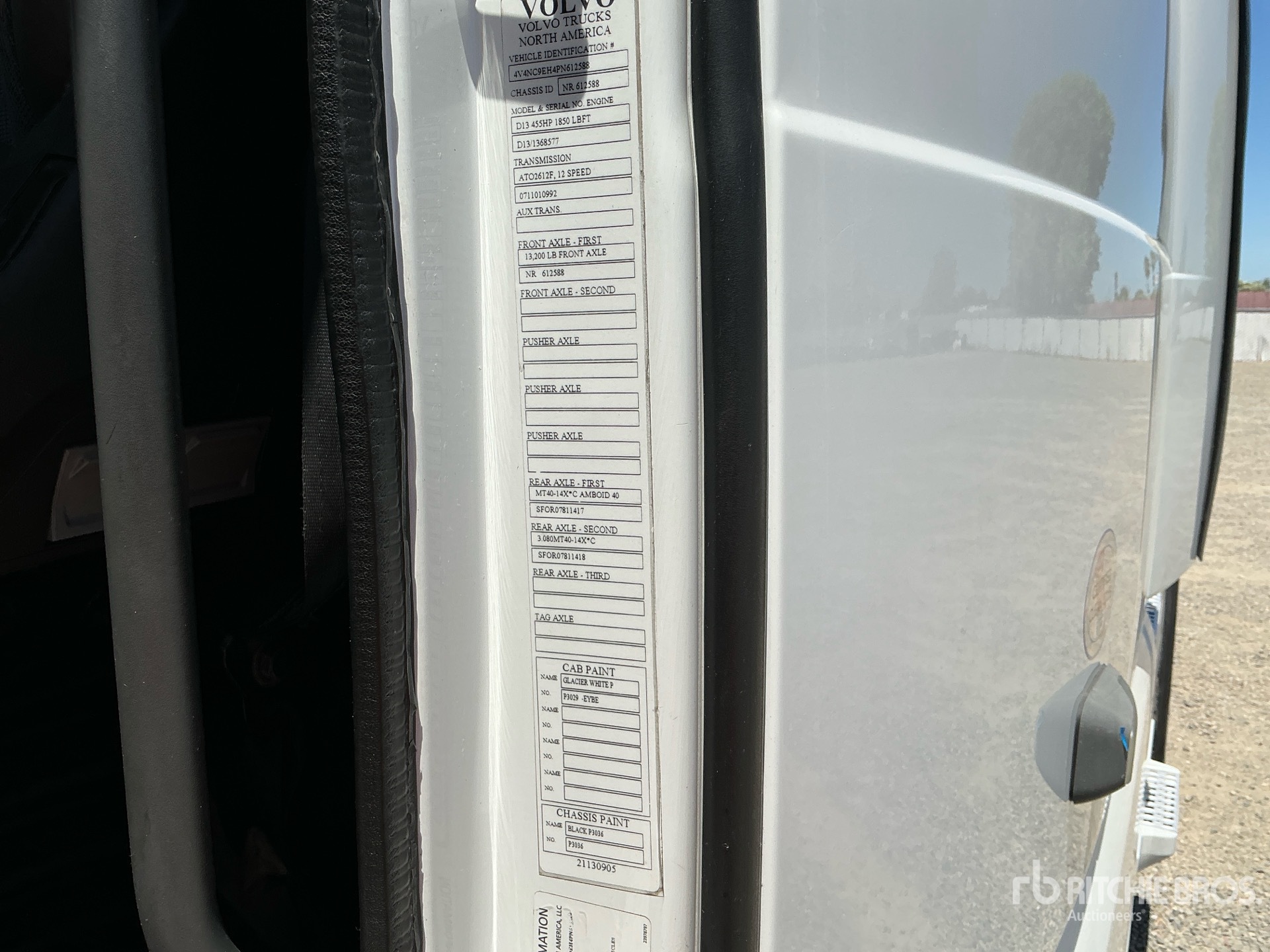 2023 Volvo VNL760