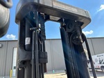 Hydraulics with Mast Lift Cylinders