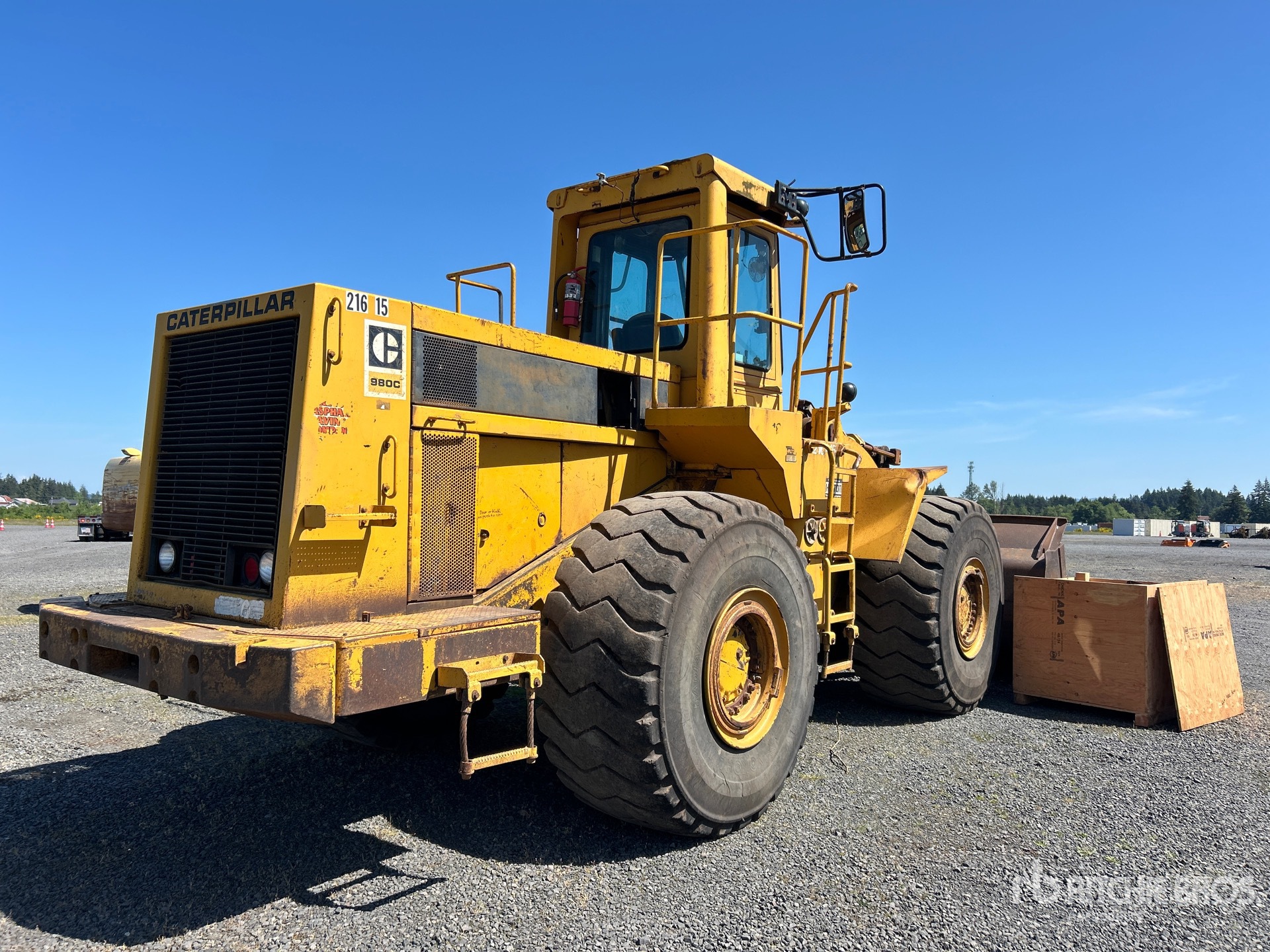 General Appearance with Picture, Right Rear Corner