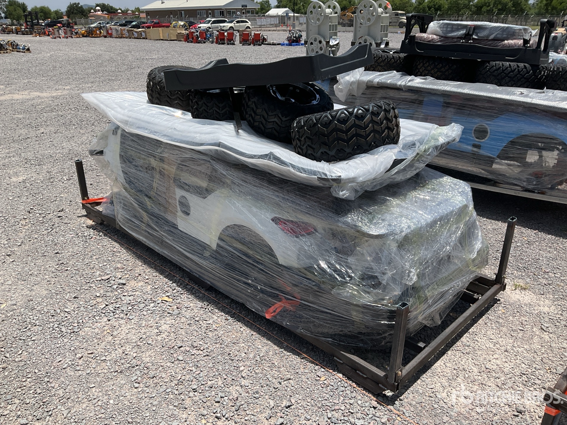General Appearance with Picture, Left Rear Corner