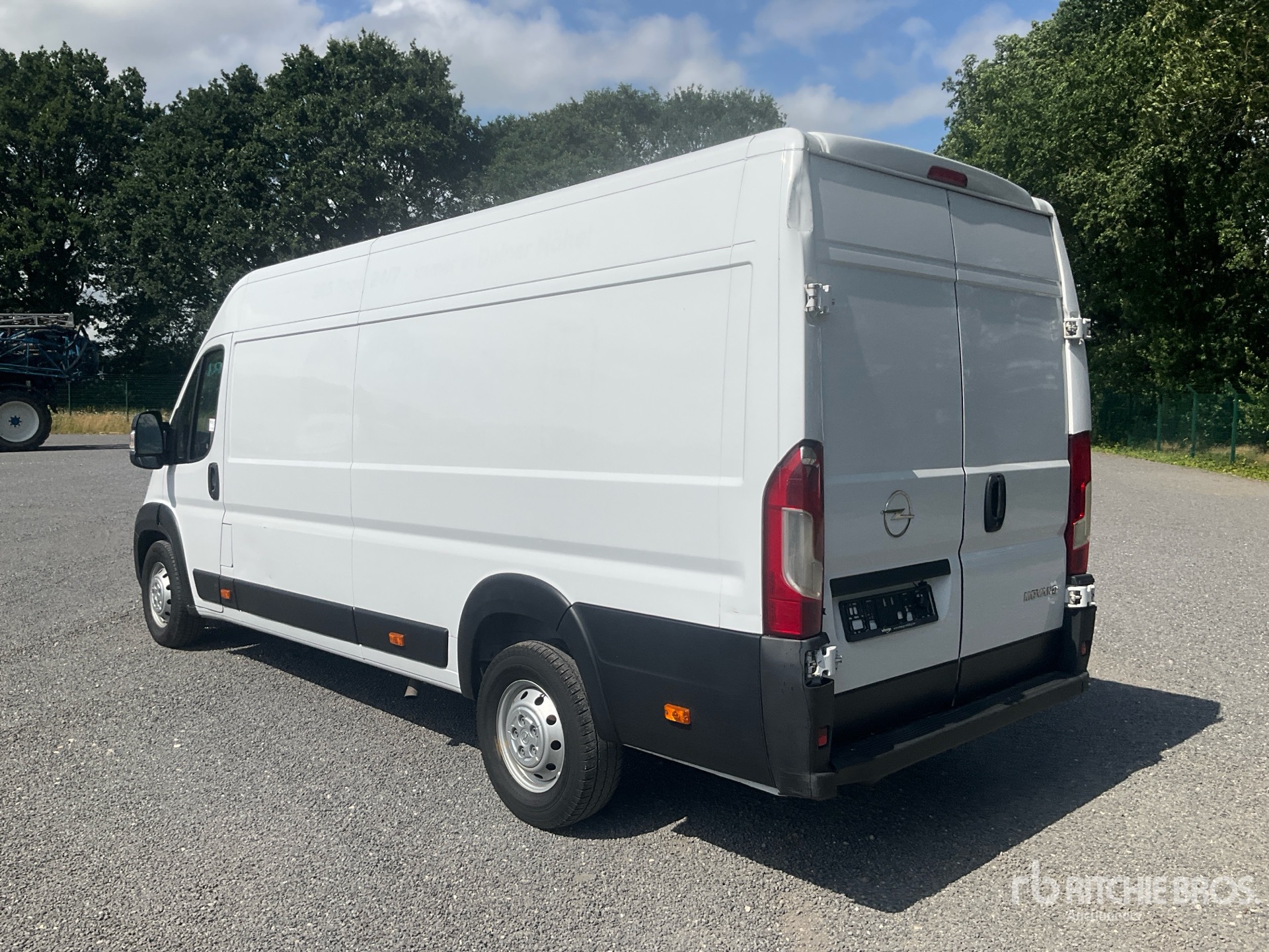 General Appearance with Picture, Left Rear Corner