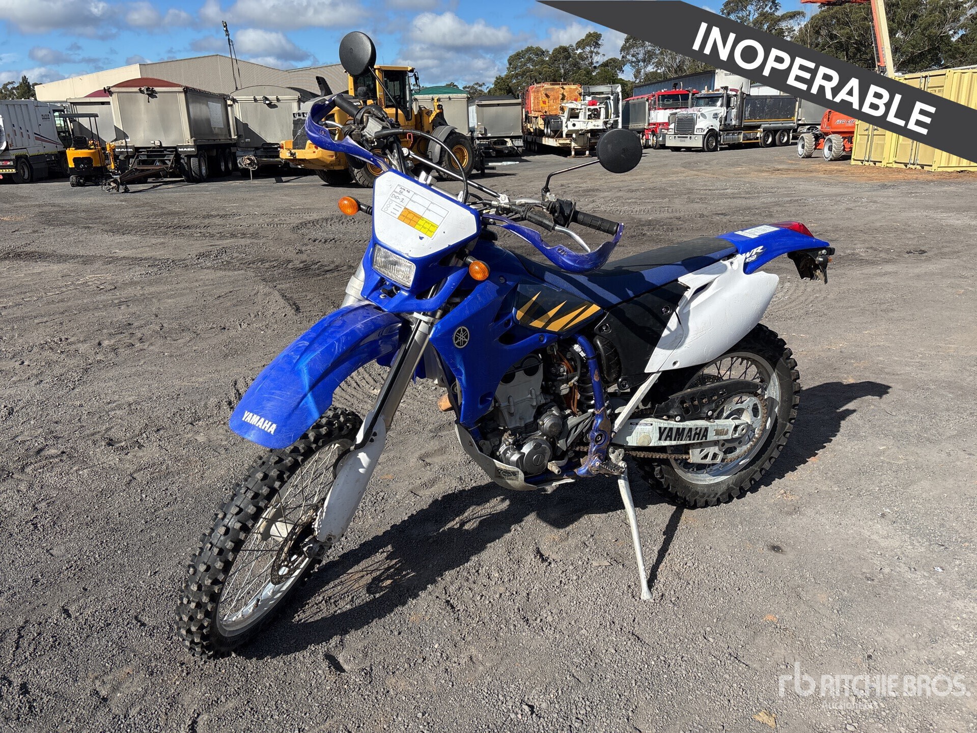 General Appearance with Picture, Left Front Corner