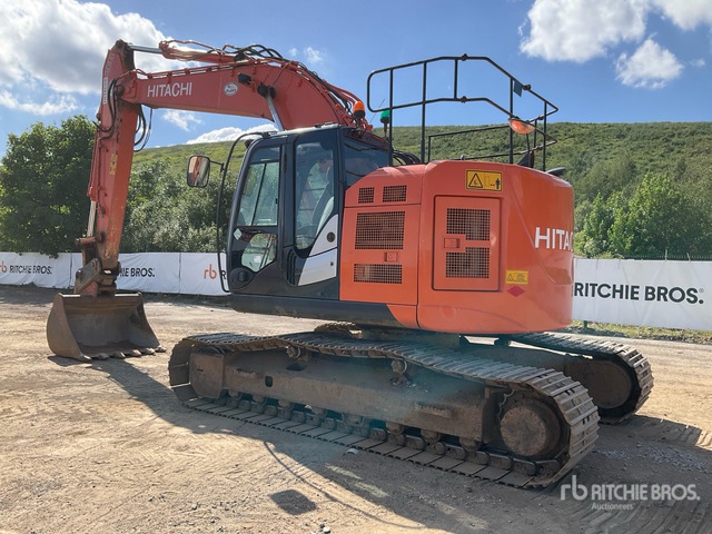 2015 Hitachi ZX225USLC-5B Tracked Excavator | Ritchie Bros