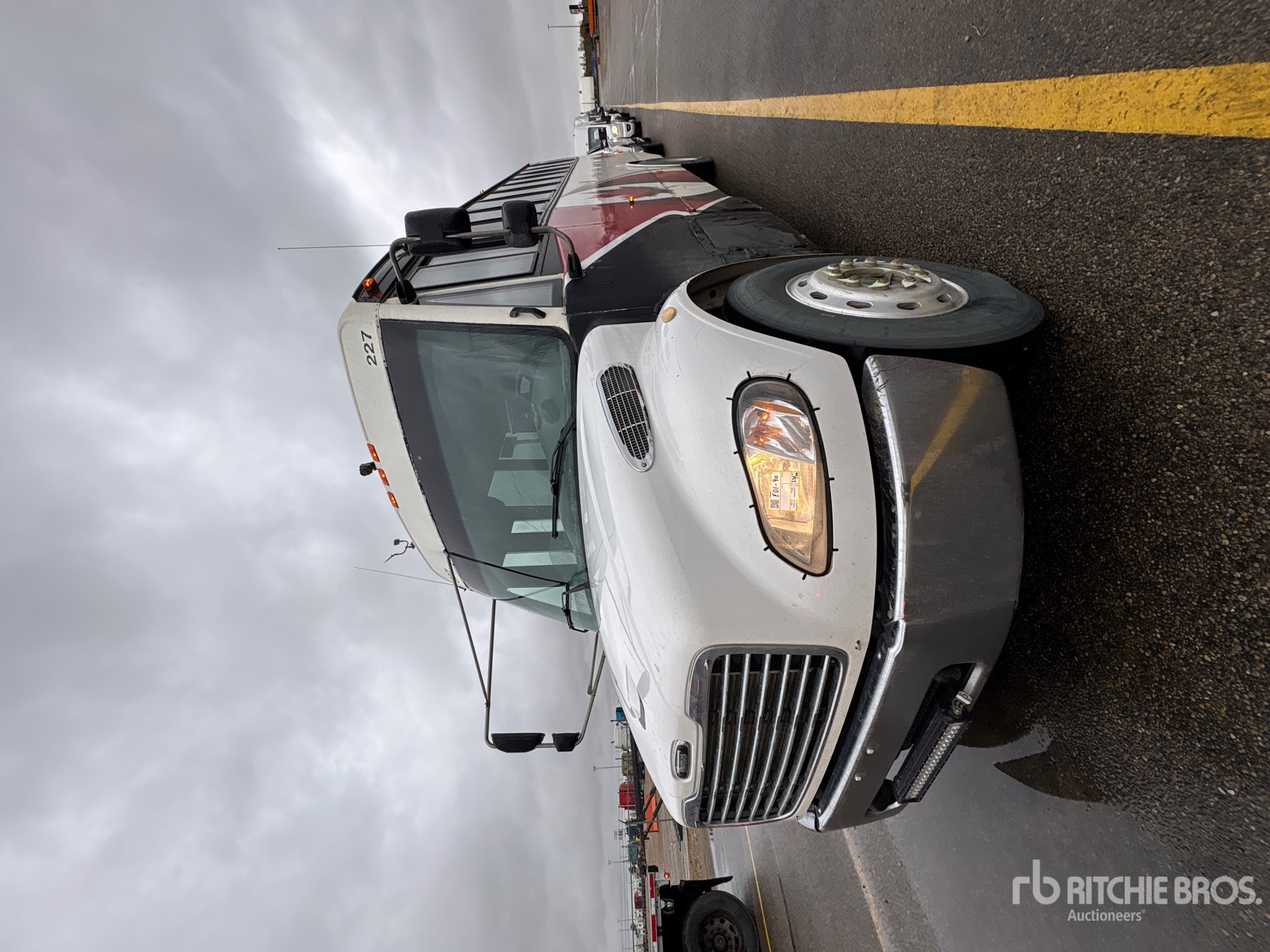 2017 Freightliner B2
