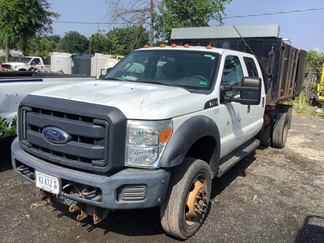 2016 Ford F450 XL 4x2 Crew Cab Plow hookup S/A Dump Truck 2016 Ford F450 XL 4x2 Crew Cab Plow hookup S/A Dump Truck