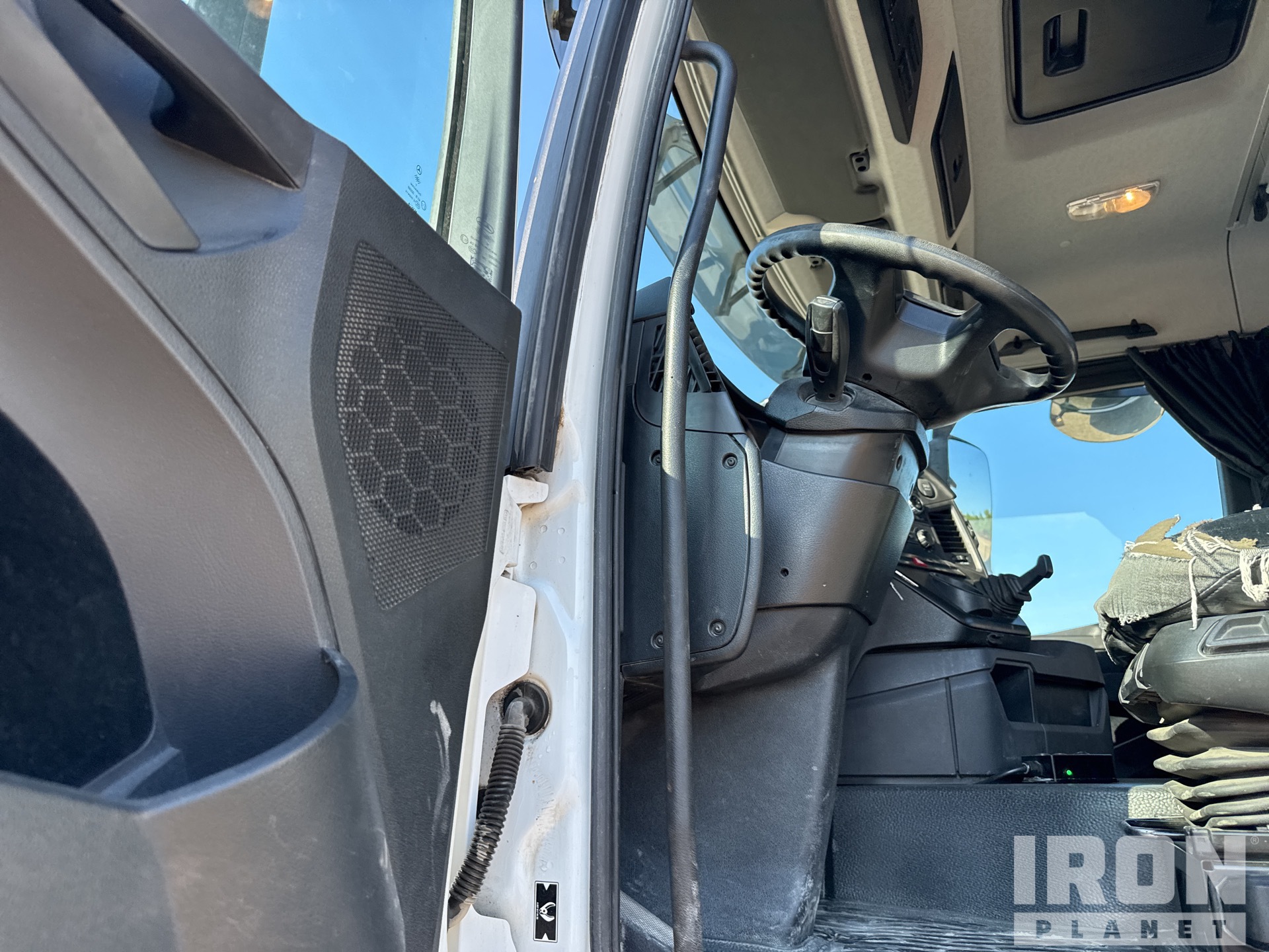 2018 Mercedes-Benz AROCS 2051