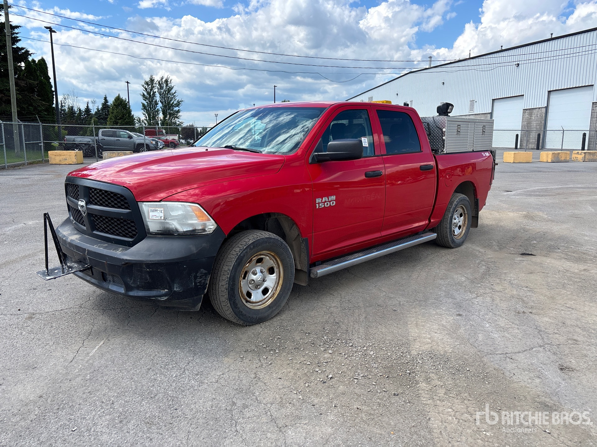 General Appearance with Featured Photo