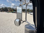 Cab with Mirrors