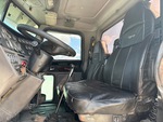 Cab with Seats/armrests