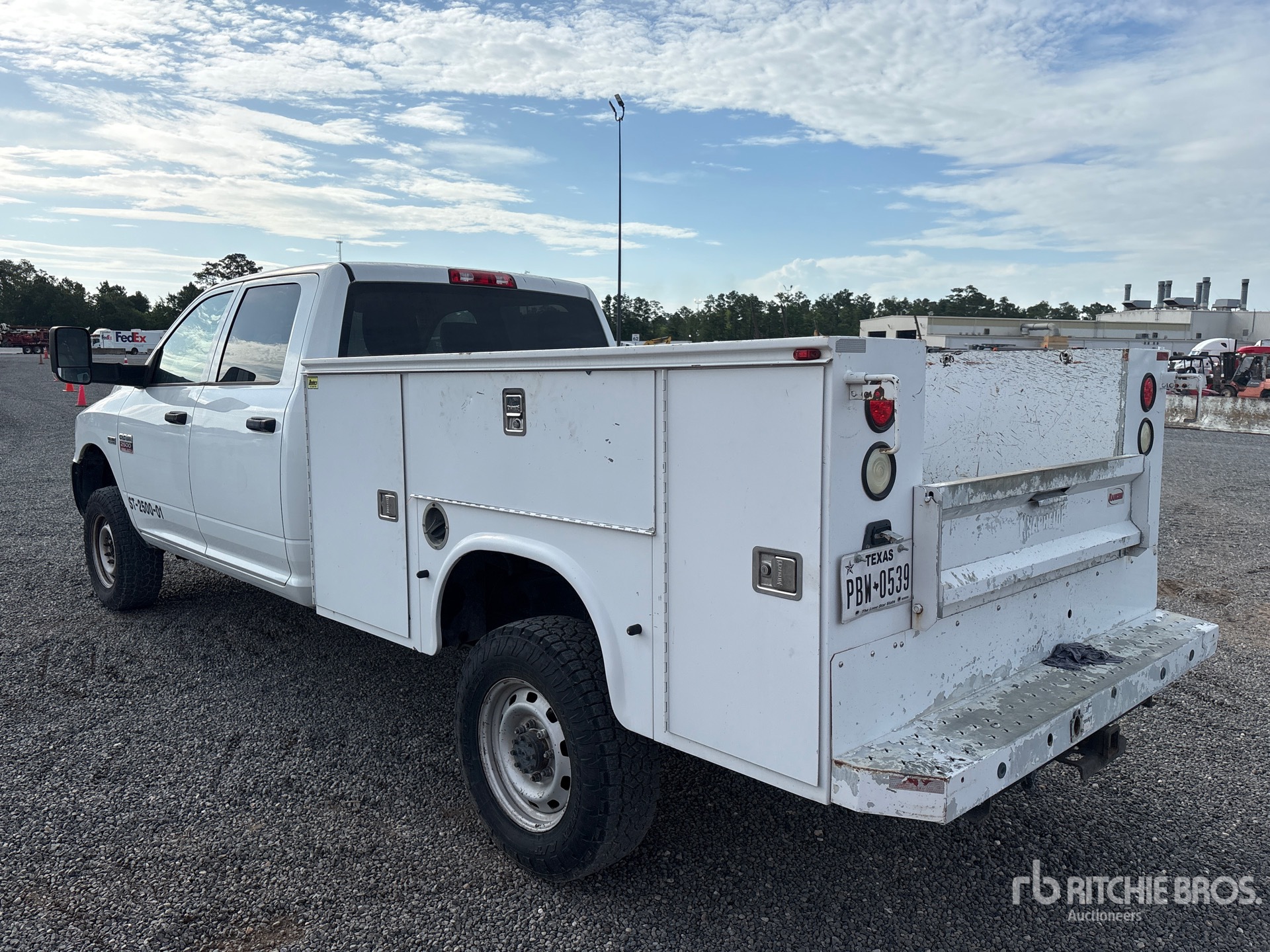 General Appearance with Picture, Left Rear Corner