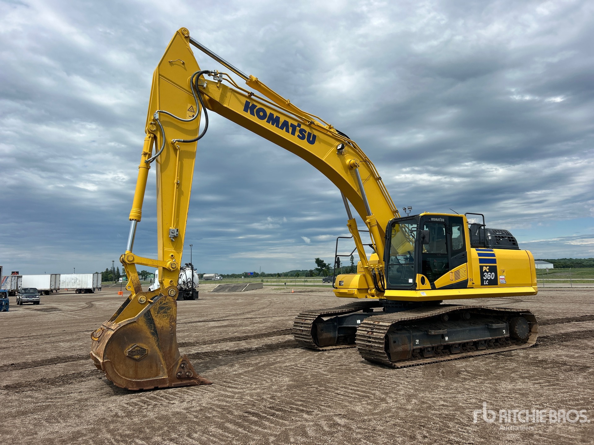 Photo of a 2023 Komatsu PC360LC-11