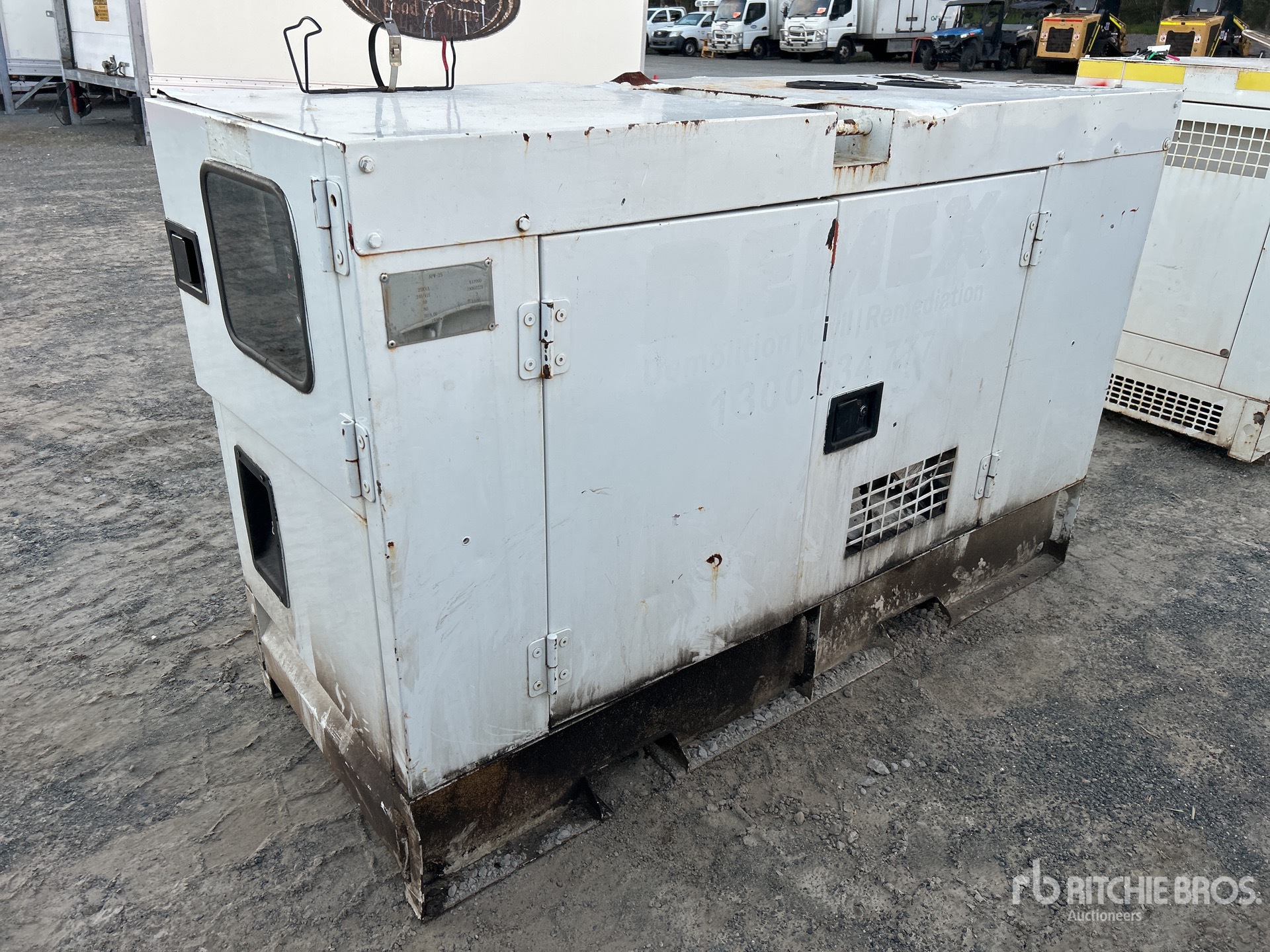 General Appearance with Picture, Left Rear Corner