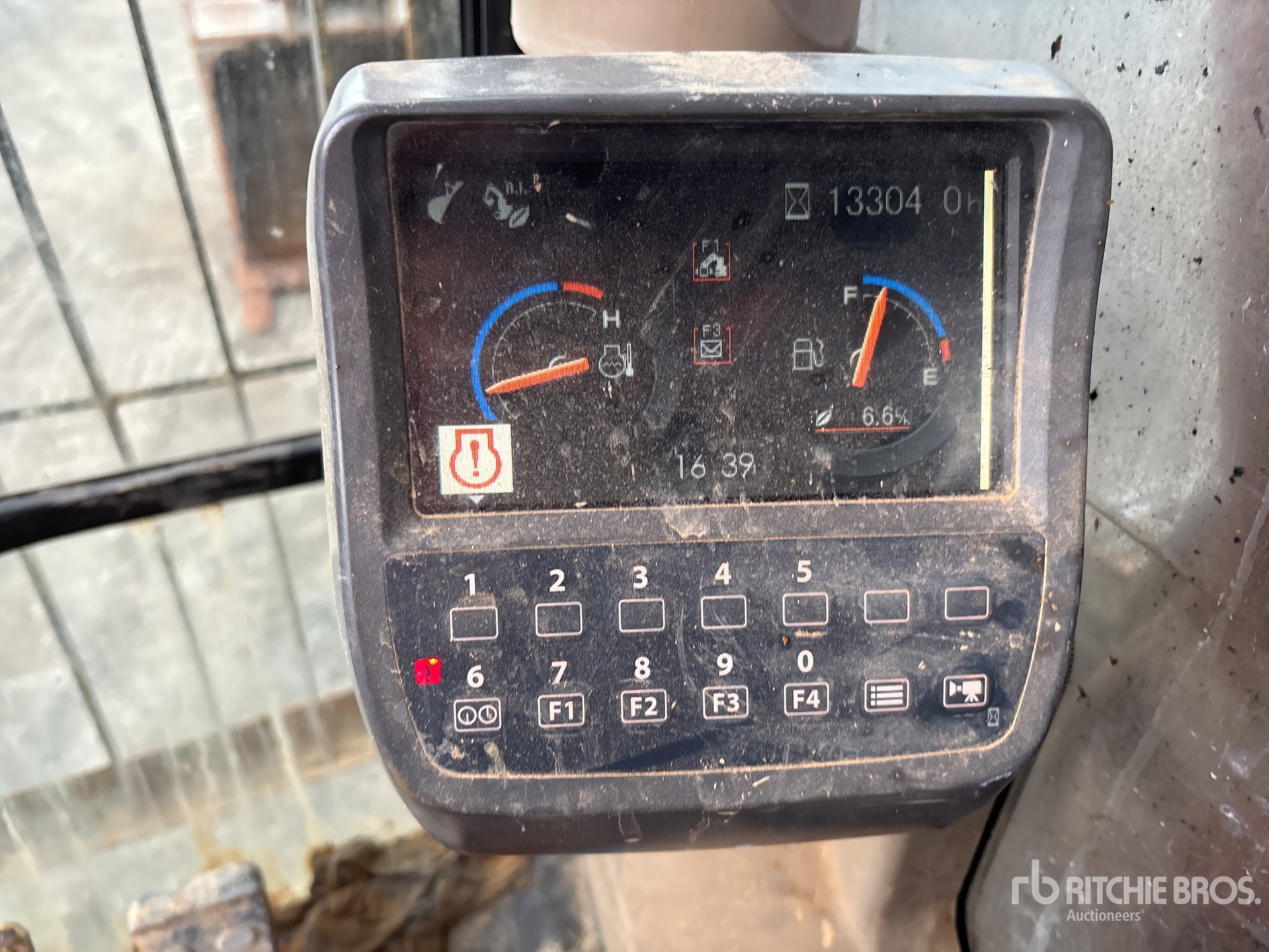 General Appearance with Hour Meter / Odometer