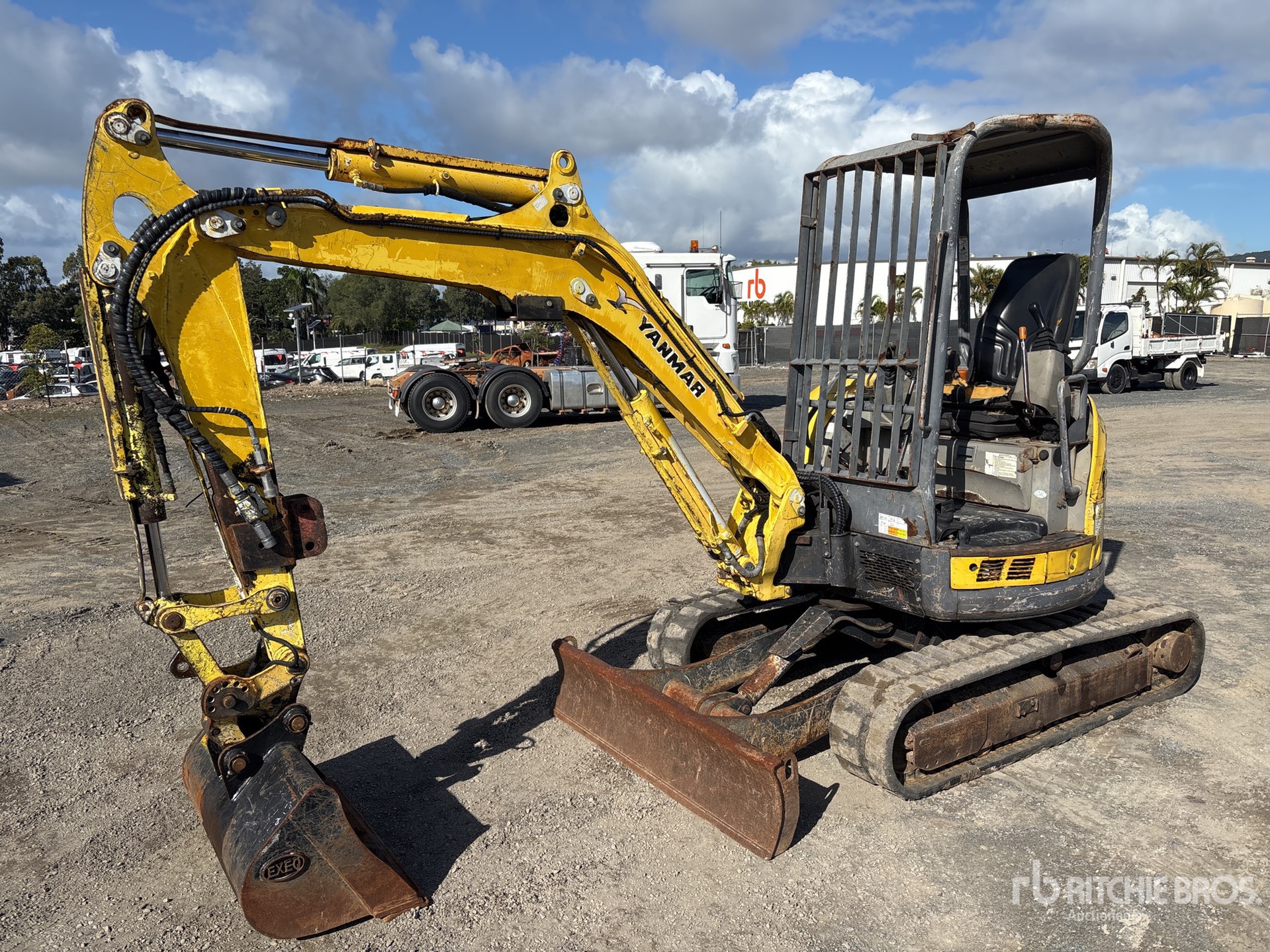 Photo of a 2011 Yanmar VIO35-5B