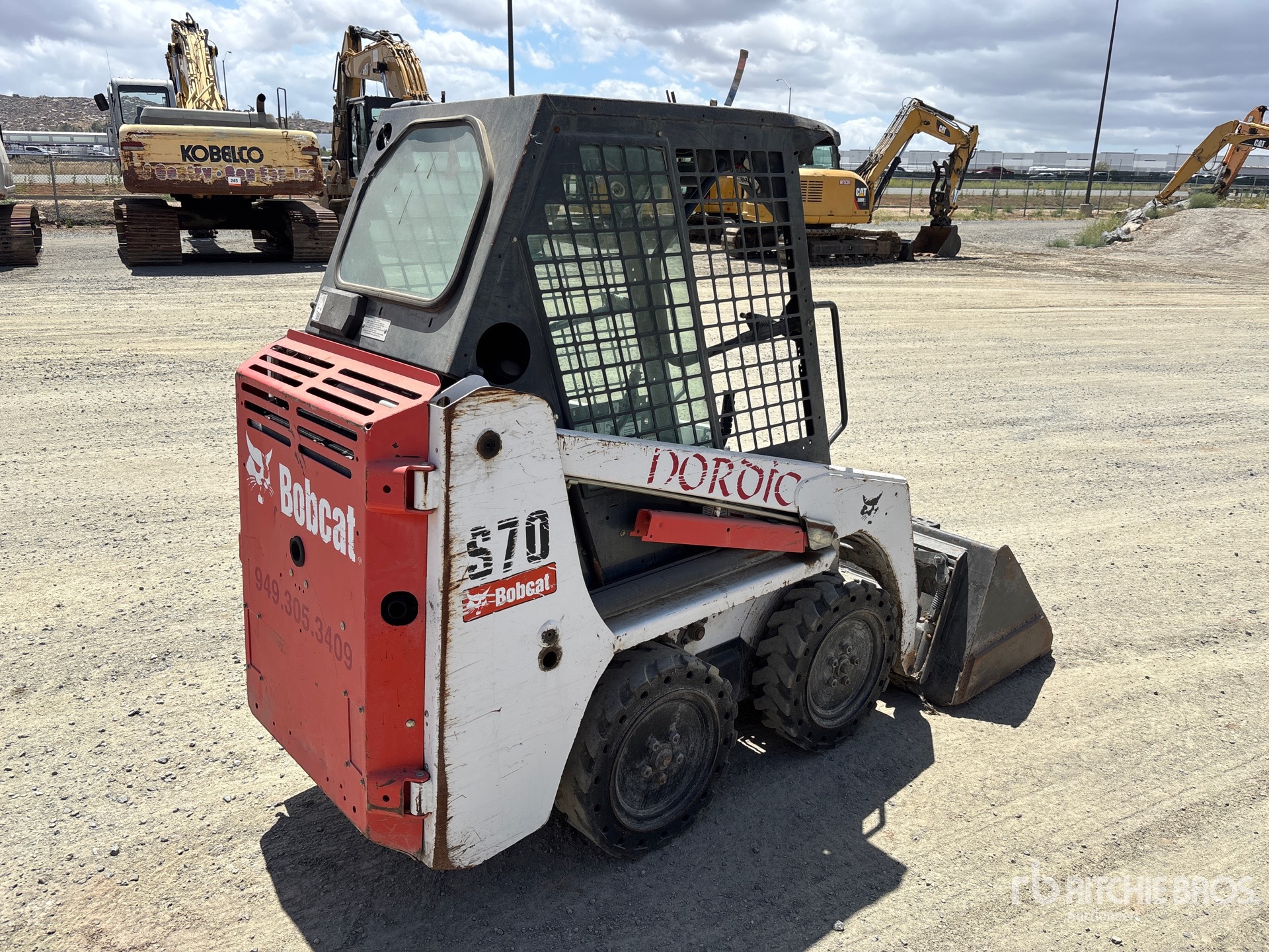 General Appearance with Picture, Right Rear Corner