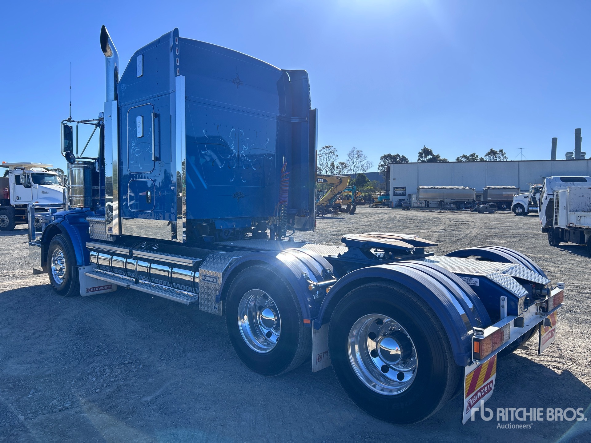 General Appearance with Picture, Right Rear Corner