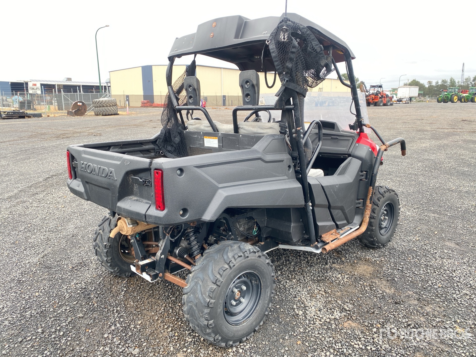 General Appearance with Picture, Right Rear Corner