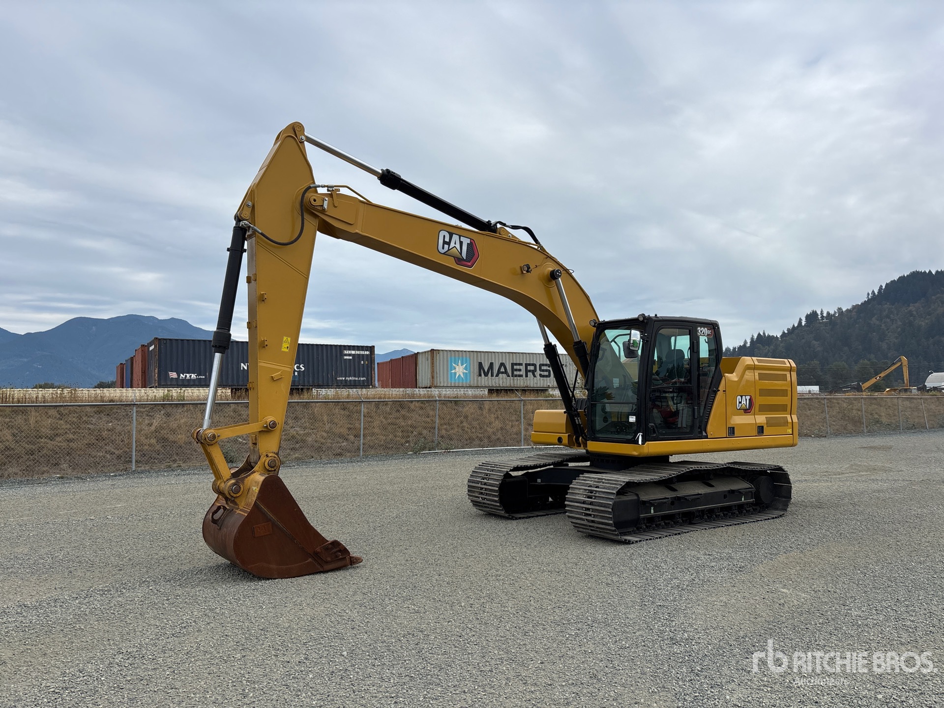 2022 Caterpillar 320 GC