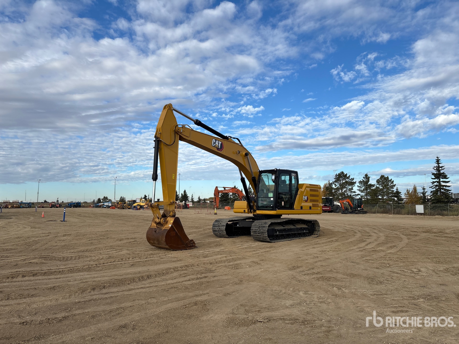 2023 Caterpillar 320GC