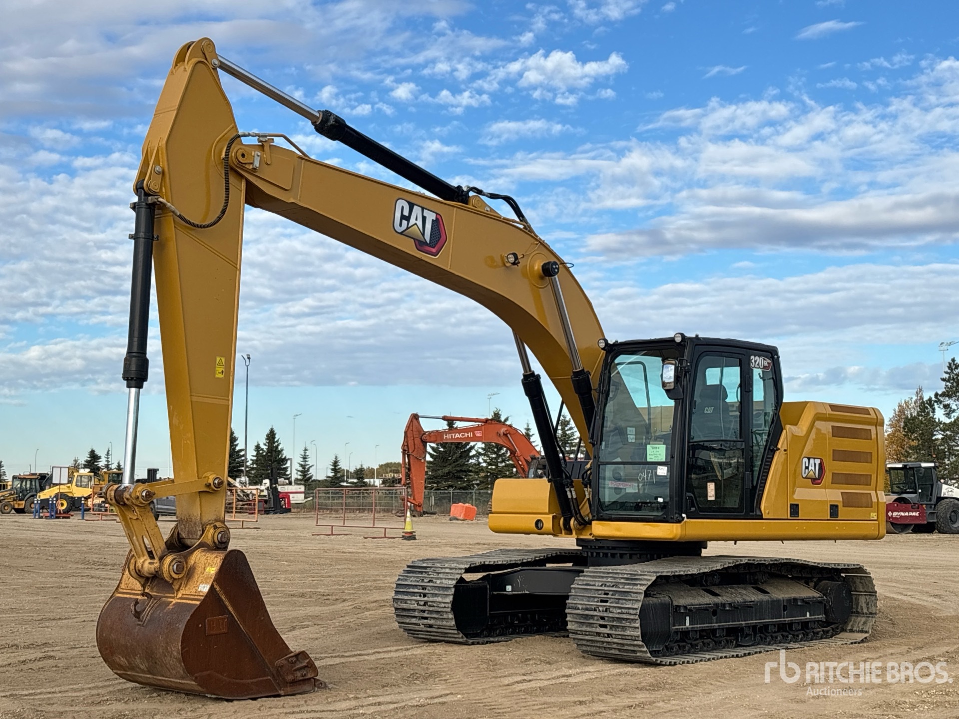 2023 Caterpillar 320GC