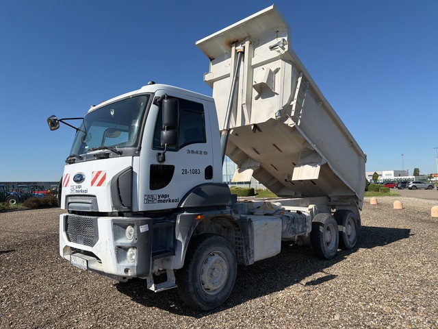 2022 Ford 3542D 6x4 Tipper Truck