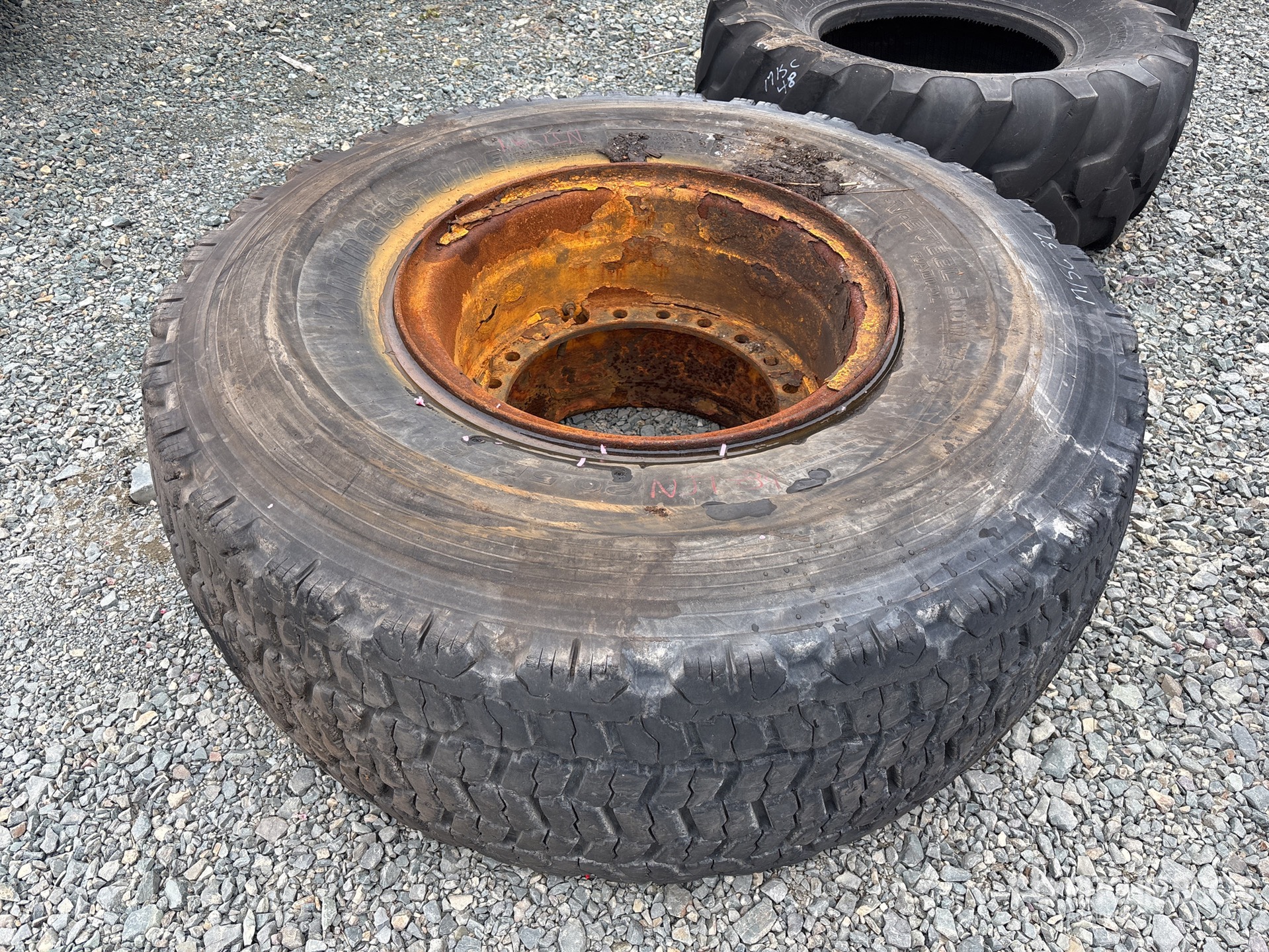 General Appearance with Picture, Left Rear Corner