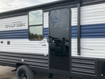 General Appearance with Glass