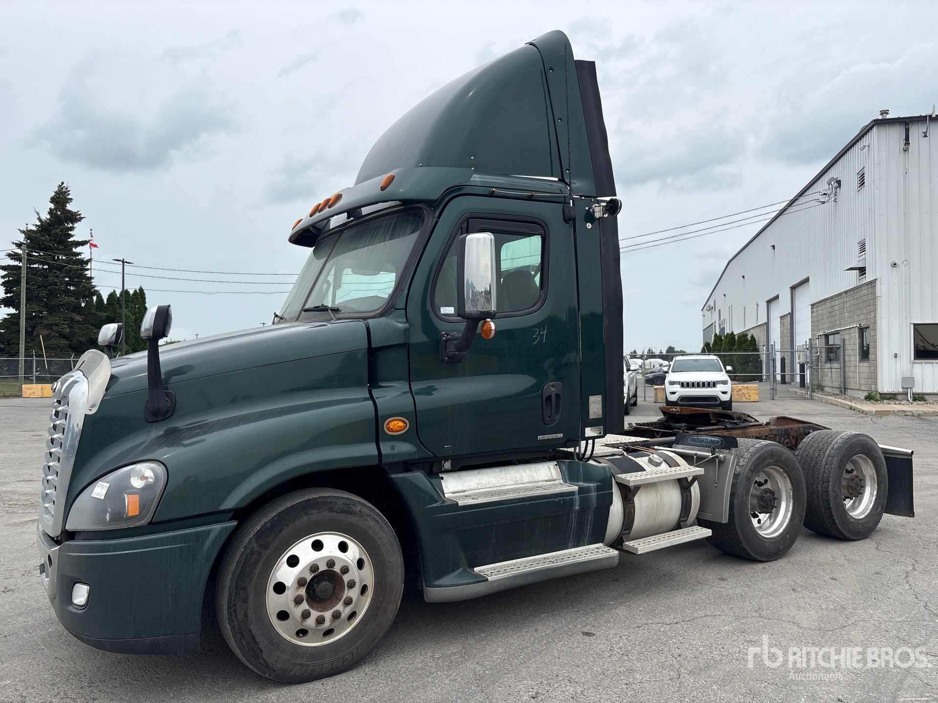 2011 Freightliner CASCADIA 125
