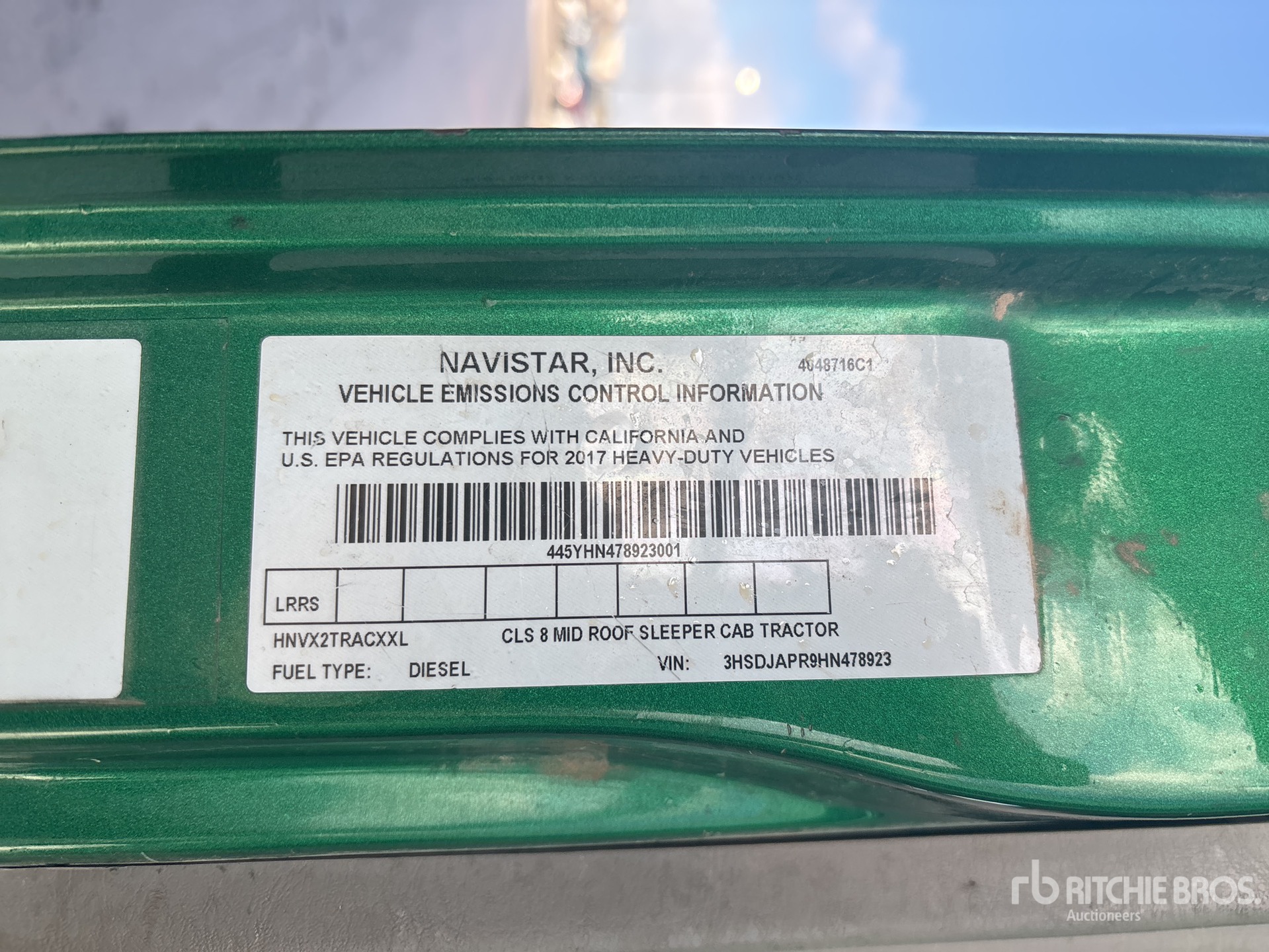 Photo of a 2017 International LF687