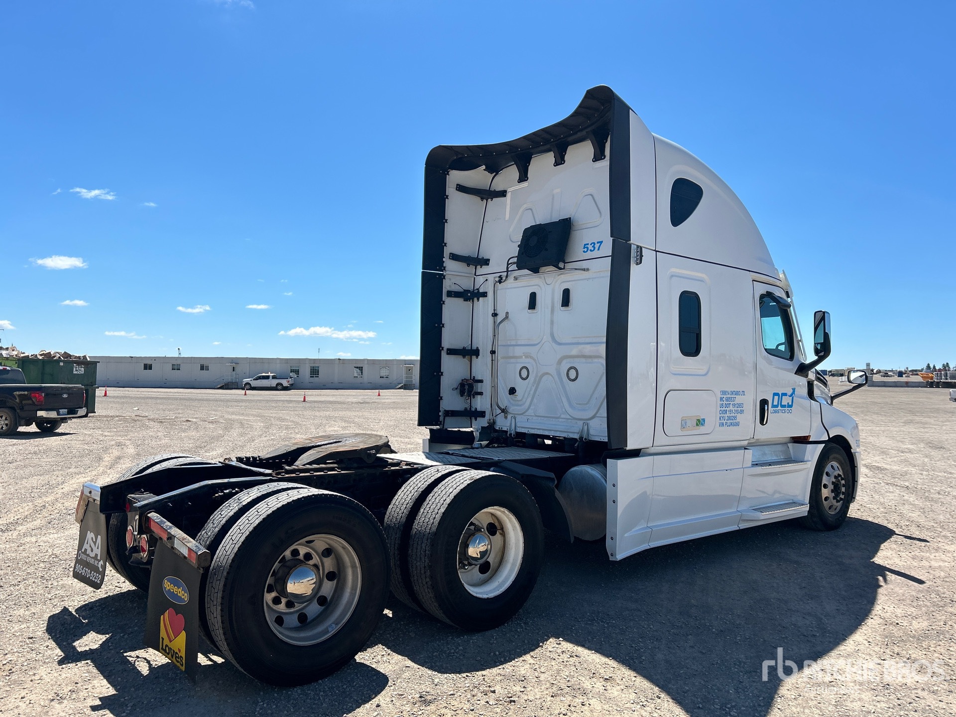 2023 Freightliner CASCADIA 126