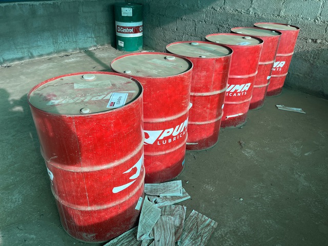 Quantity of (6) 210L Barrels Of Puma HD Drive Train 30 Lubricant