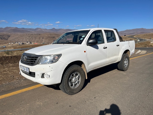 2015 Toyota Hilux 2.5 SRX 4x4 Crew Cab Pickup