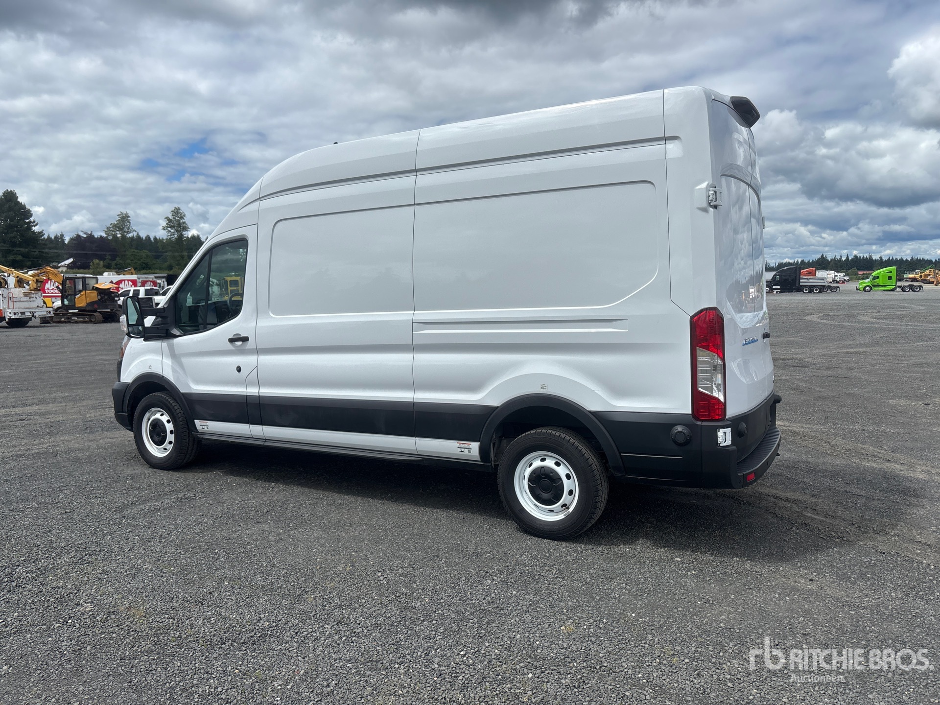 General Appearance with Picture, Left Rear Corner