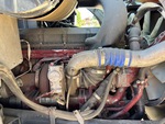 Moteur with Engine - Right Side