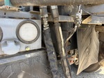 Underbody with Tuyaux (hydrauliques)