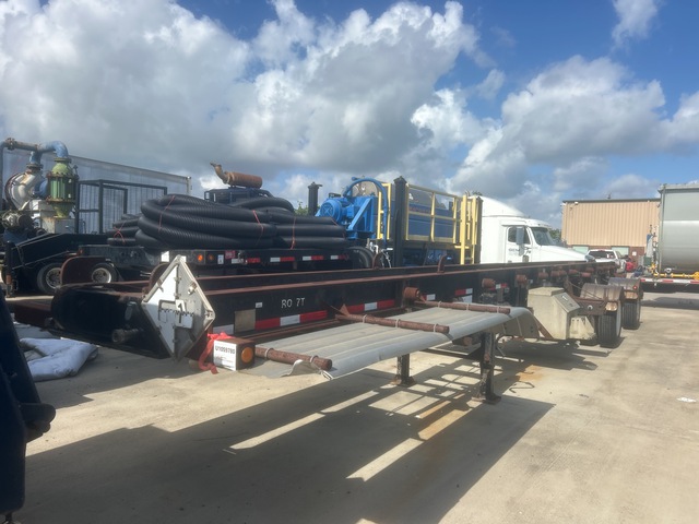 2003 Environmental Service Products TCT 1242 T/A Roll-Off Trailer