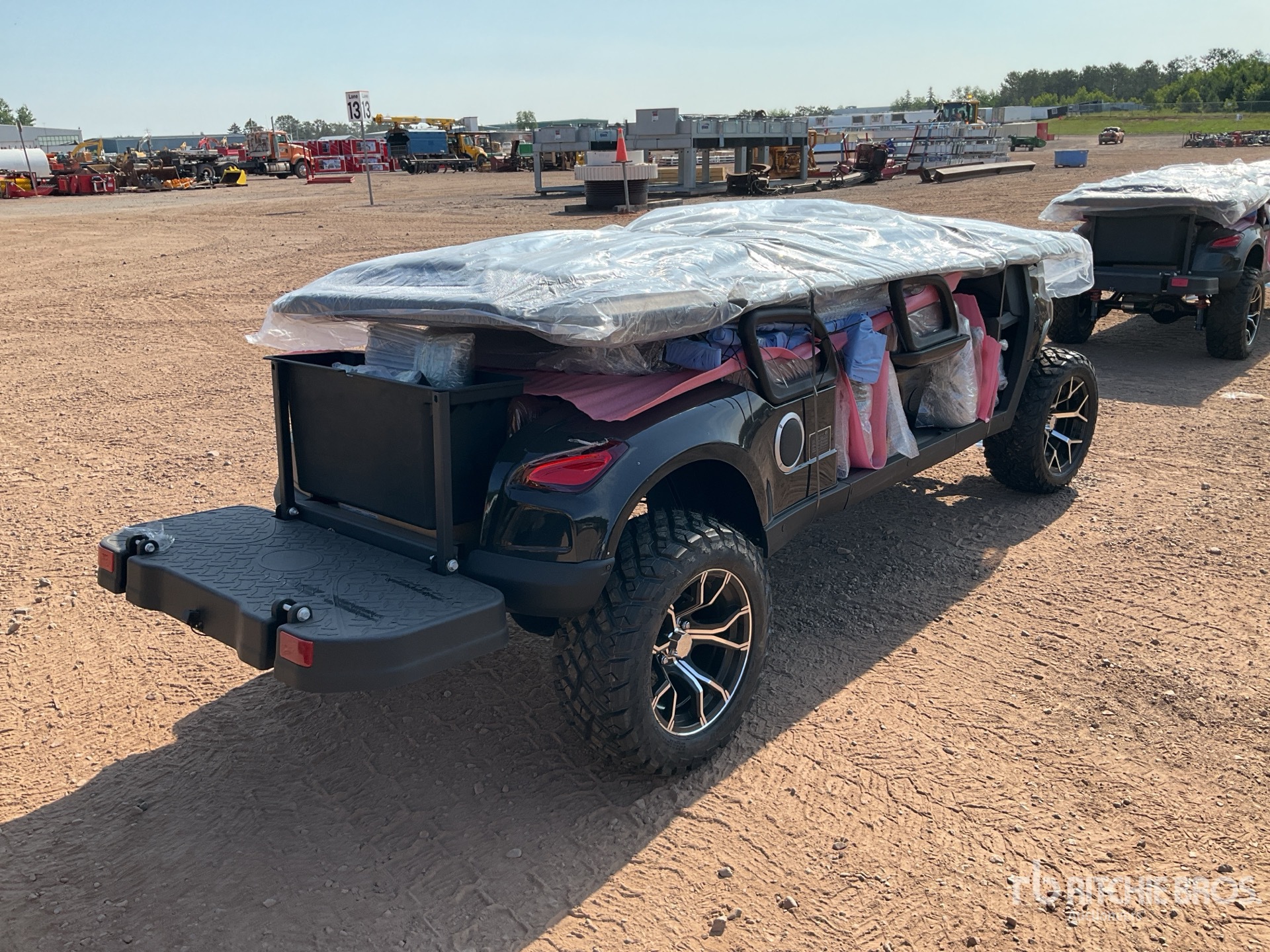 General Appearance with Picture, Right Rear Corner