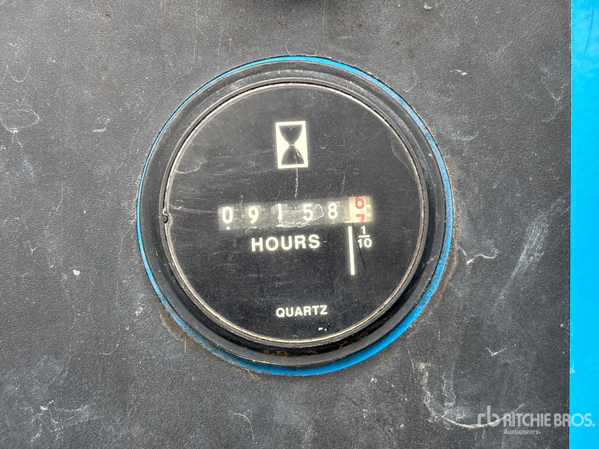 General Appearance with Hour Meter / Odometer
