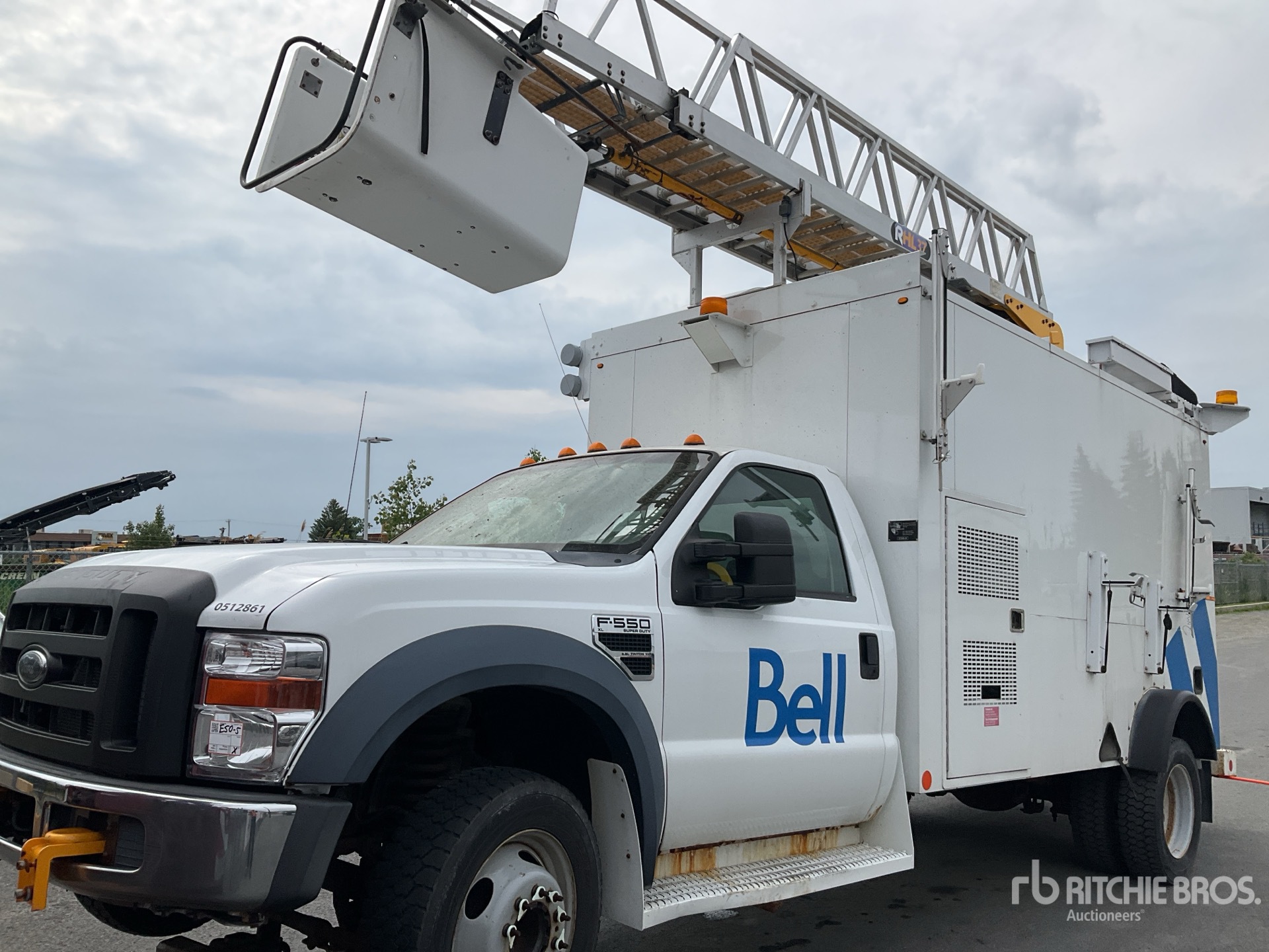 Photo of a 2010 Ford F-550