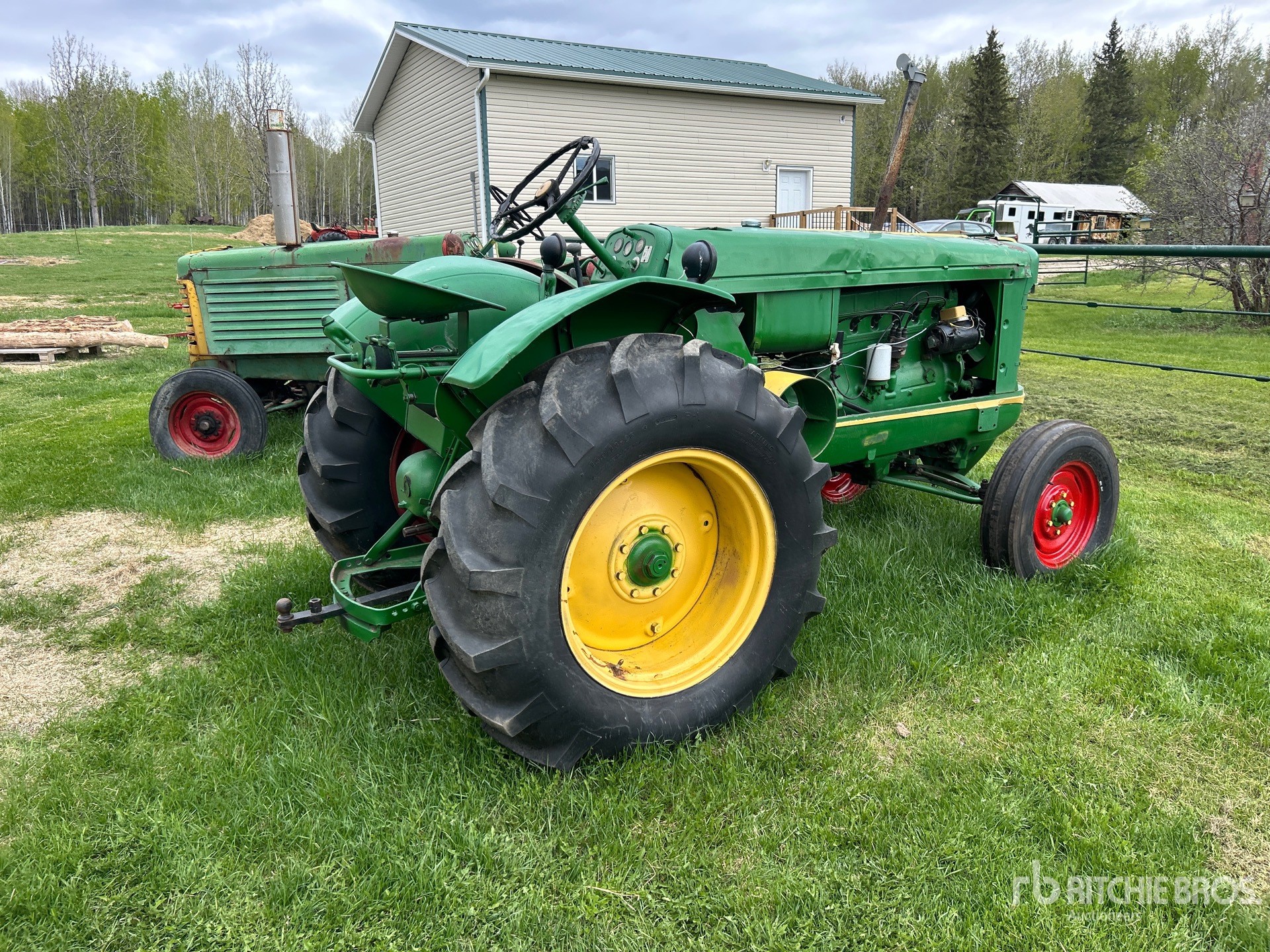 General Appearance with Imagen: esquina trasera derecha