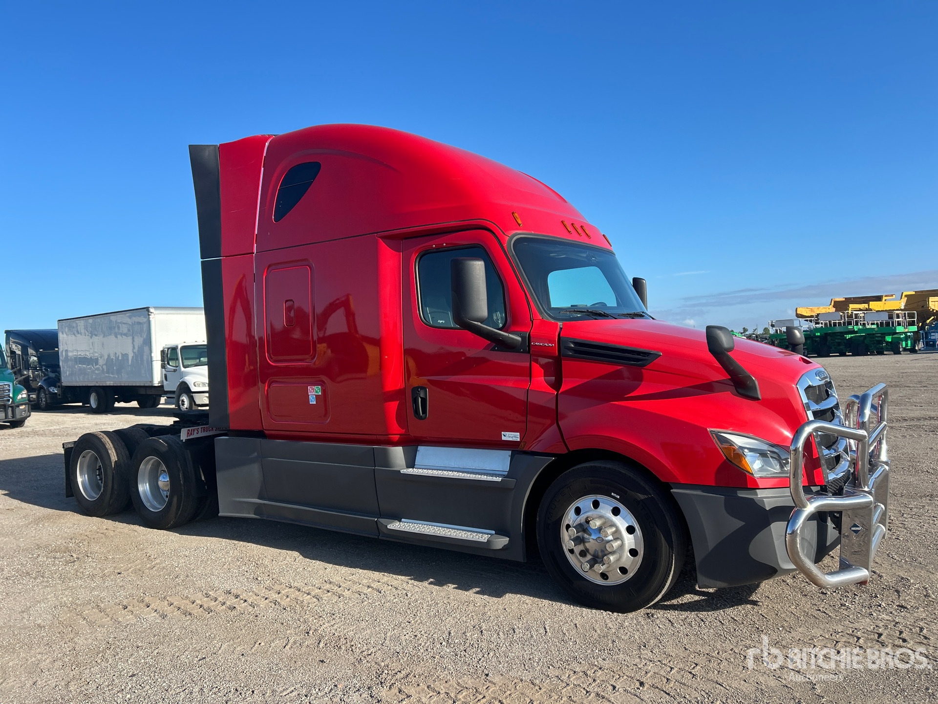 2019 Freightliner CASCADIA 126