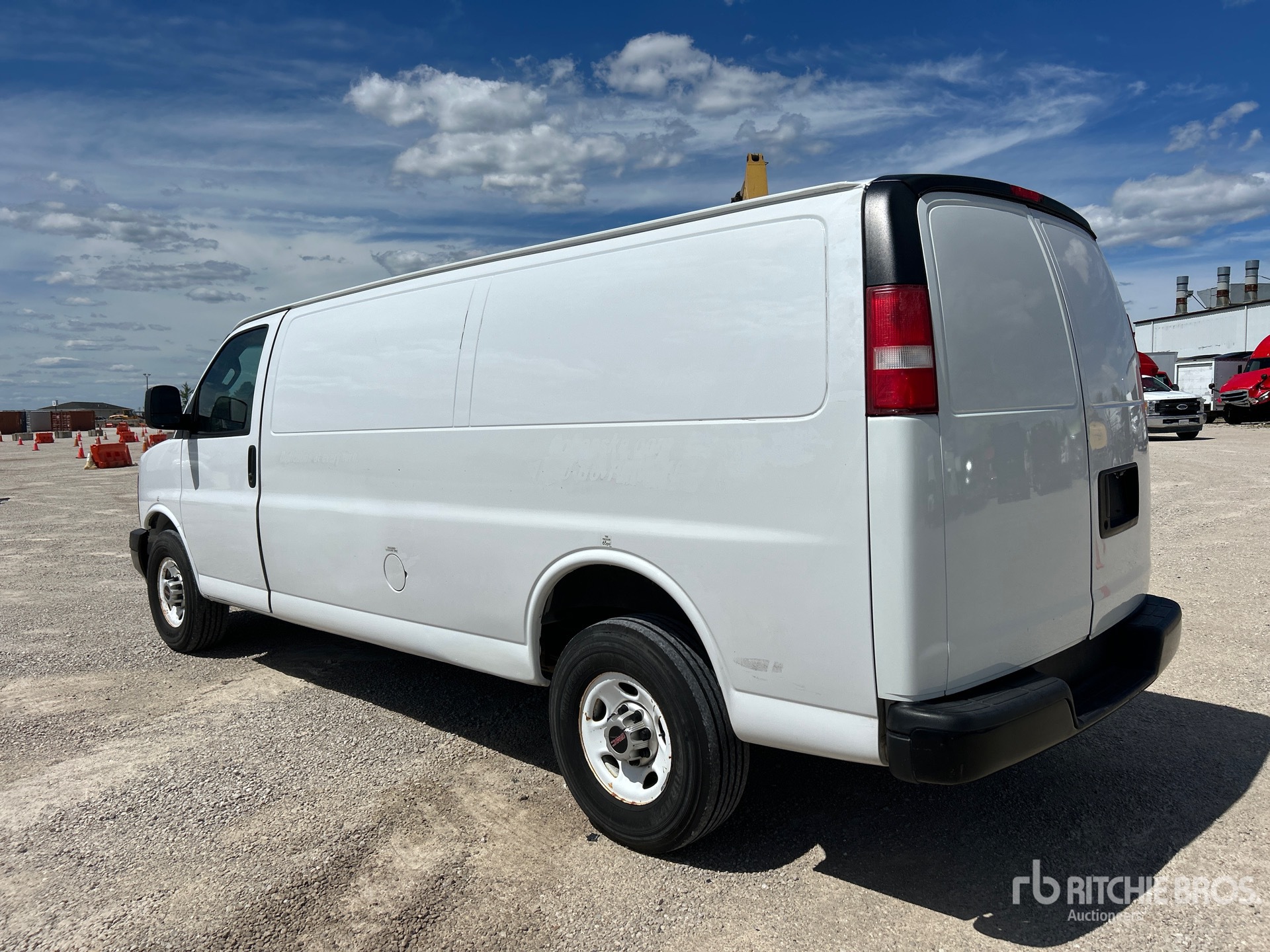 General Appearance with Picture, Left Rear Corner