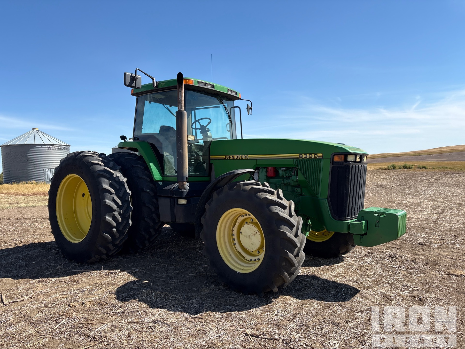 1996 John Deere 8300