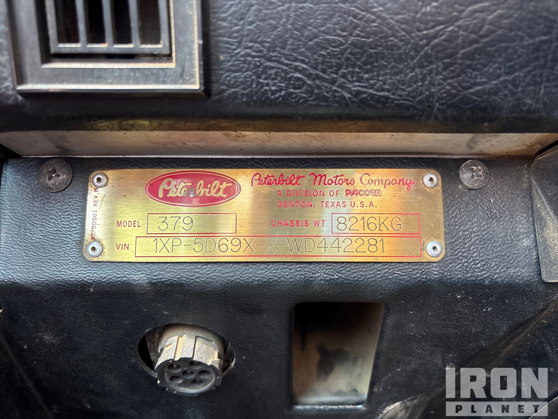 1998 Peterbilt 379