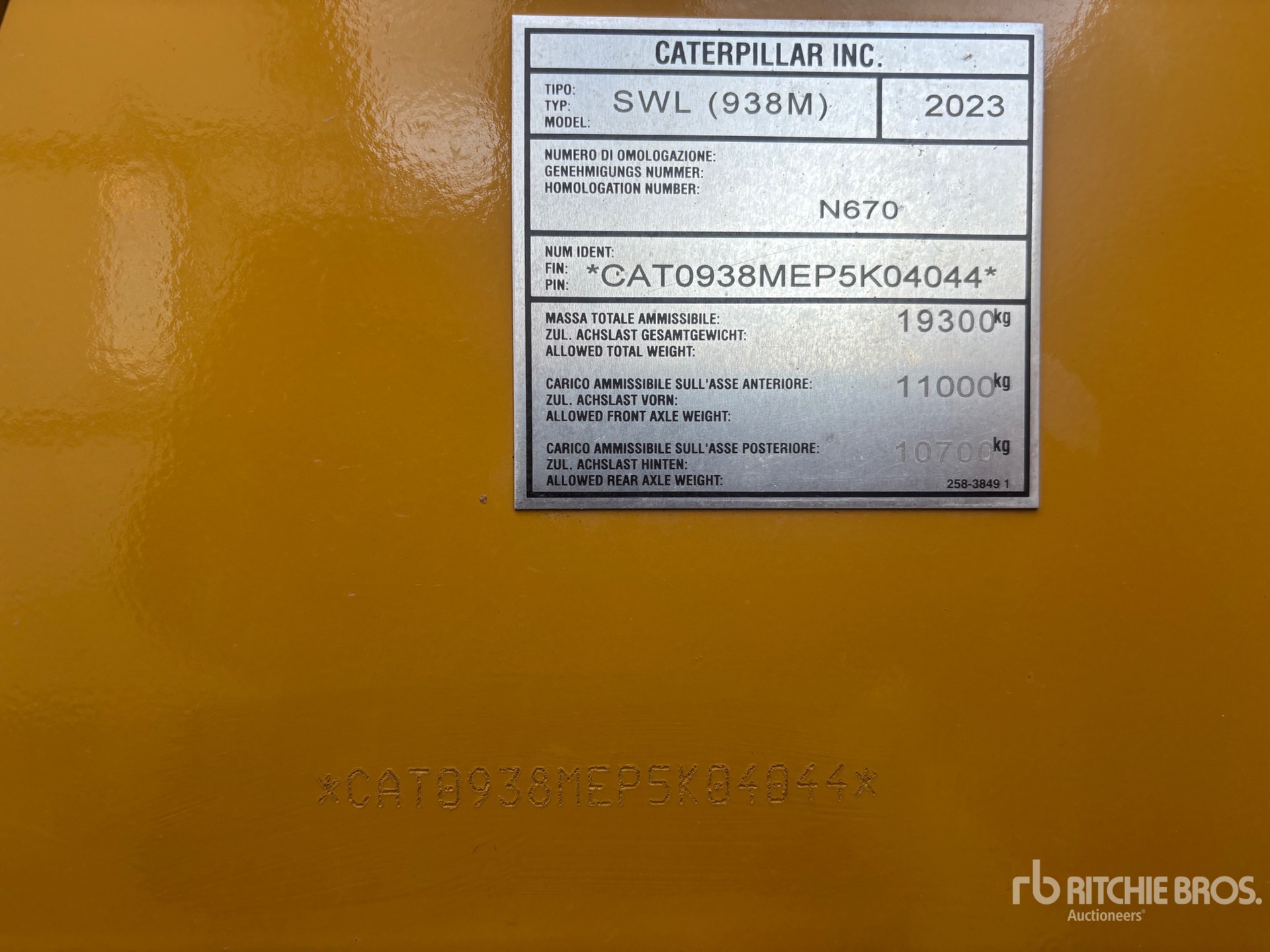 2023 Caterpillar 938M