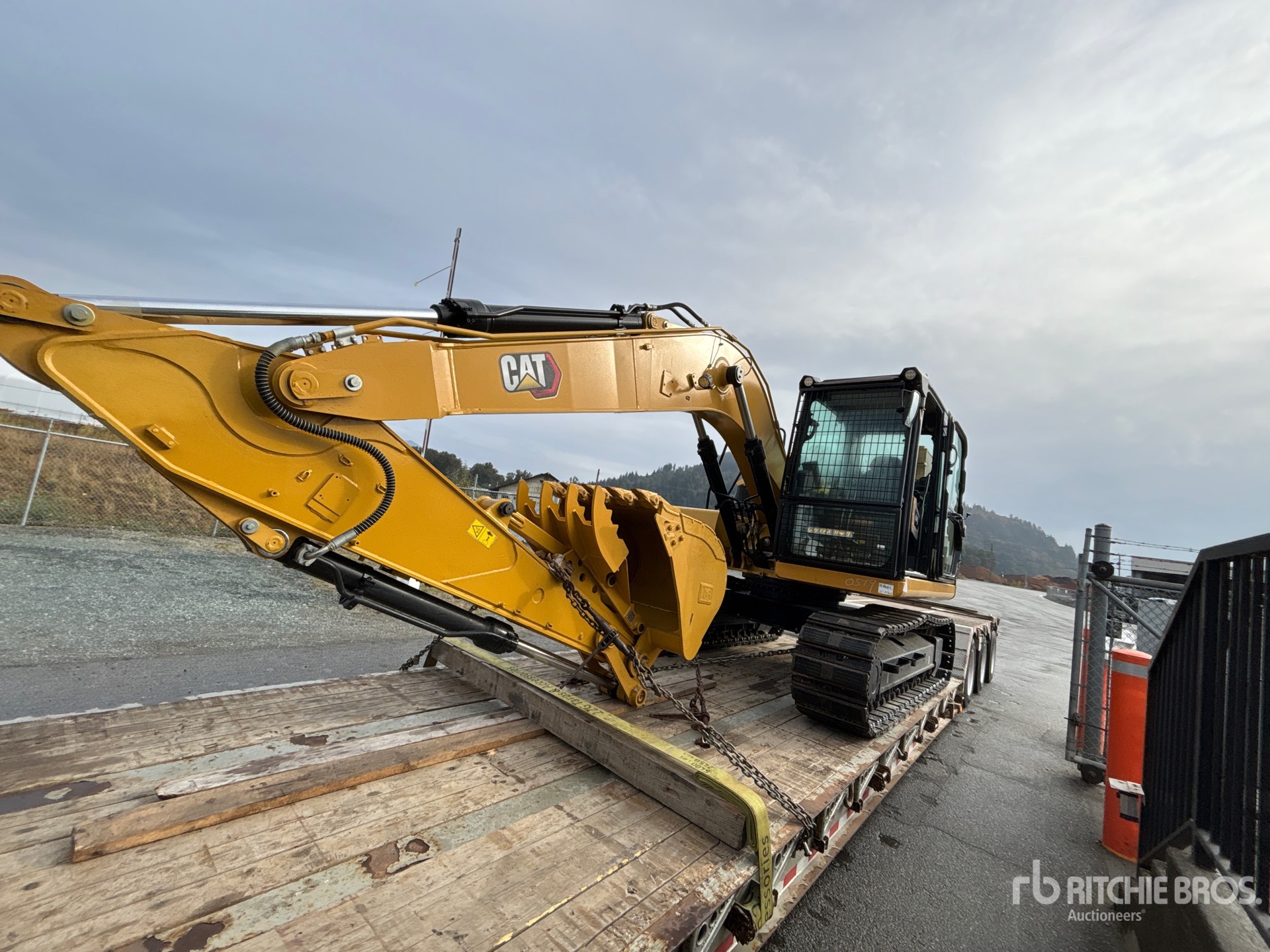 2022 Caterpillar 313