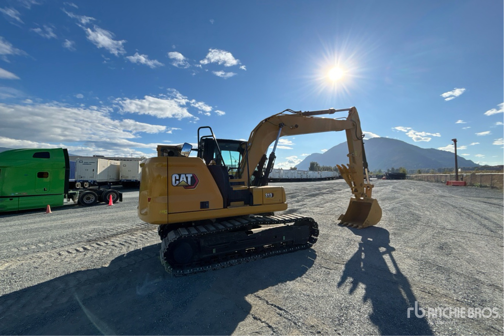 2022 Caterpillar 313