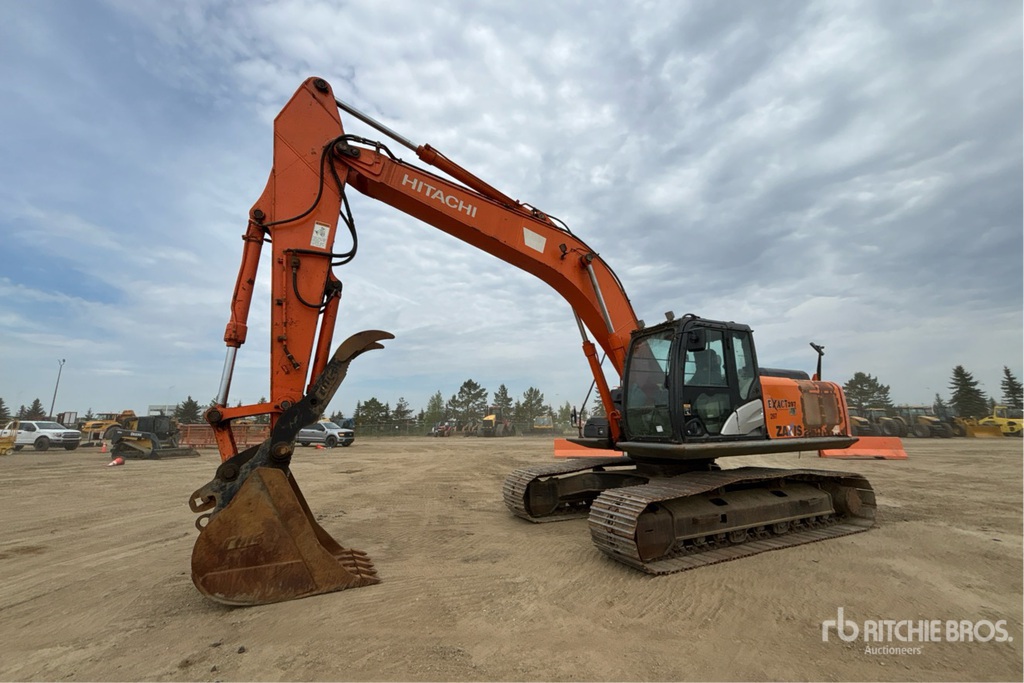 2014 Hitachi ZX250LC-5N Tracked Excavator | Ritchie Bros. Auctioneers